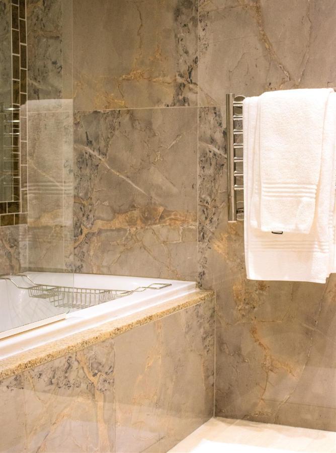 Luxury Apartment, Near V&A Waterfront And Cpt Stadium Ciudad del Cabo Exterior foto